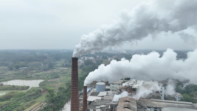 烟囱冒烟全球变暖工厂废气排放