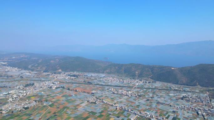 江城上空面向抚仙湖后拉