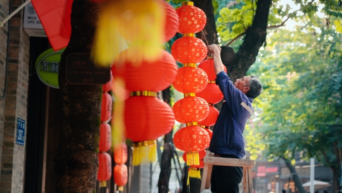 过年过年春节年味街道人群城市过年新年灯笼