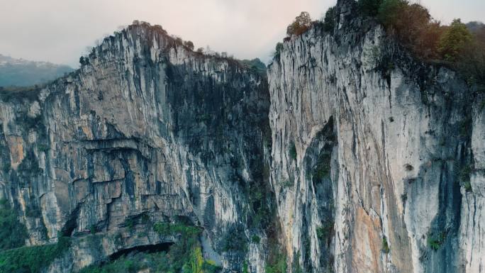 宜宾兴文石海地质公园 绝壁悬崖
