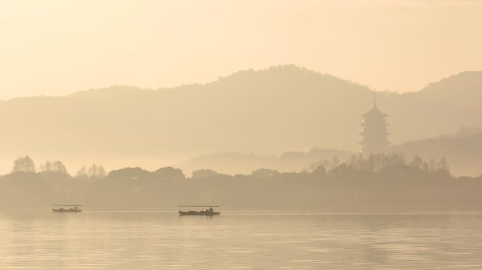 4K杭州西湖清晨雷峰塔山色空蒙唯美空镜