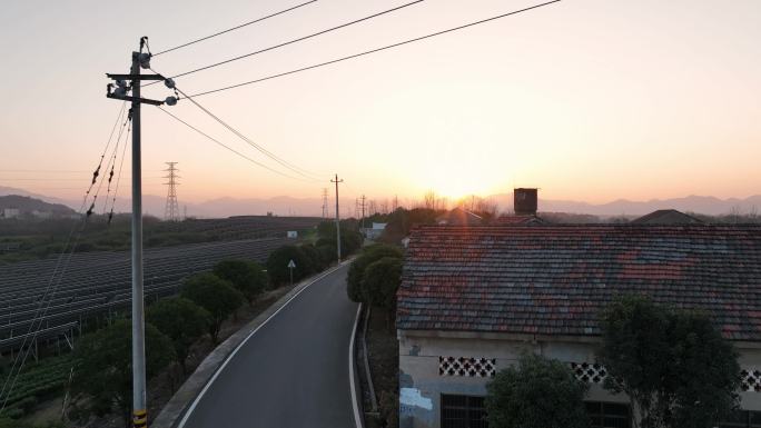 夕阳下的农村