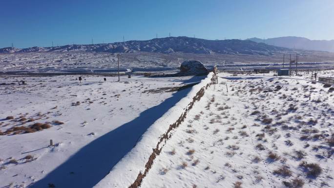 嘉峪关长城第一墩景区雪景