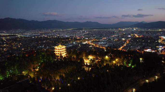 丽江古城夜景航拍