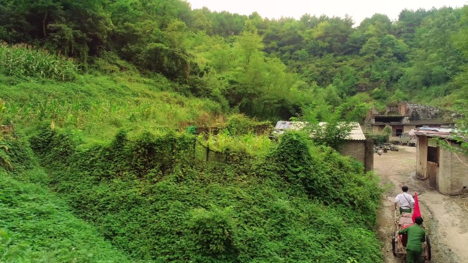 红军相送 人群 打鼓相送 红军 亲人相送