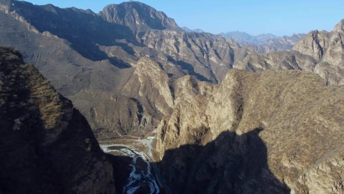 4K航拍短片.付珠路永定河峡谷冬景1