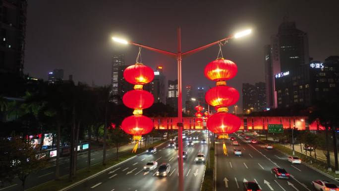 深圳春节道路灯笼