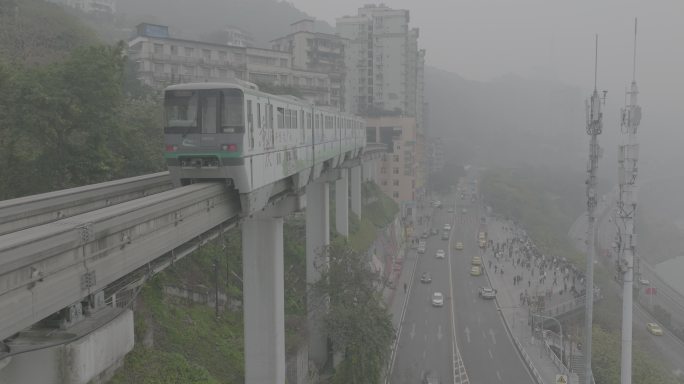 重庆李子坝轻轨站航拍