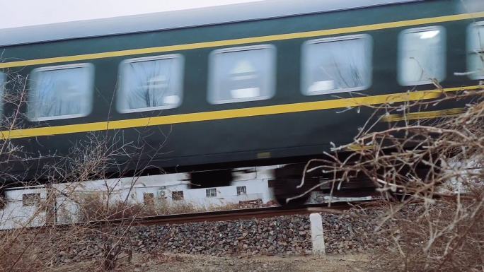 绿皮火车 旅游 回家 春运 冬天列车