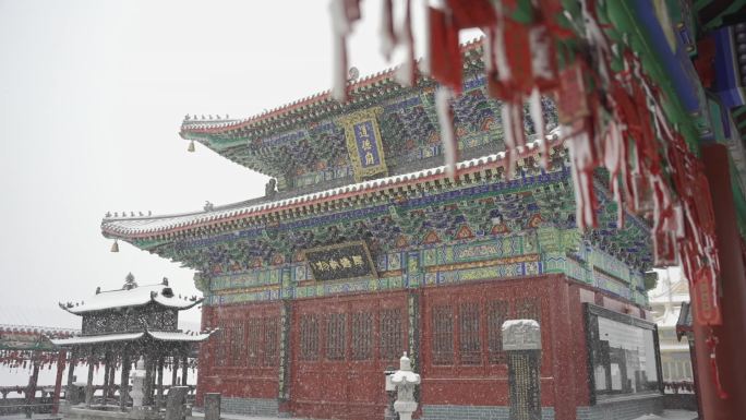 老君山金顶雪景