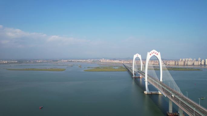 水东湾大桥长距离正面飞行