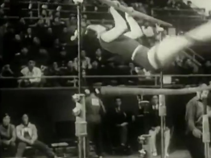 50年代运动员  高低杠 体操 男子双杠