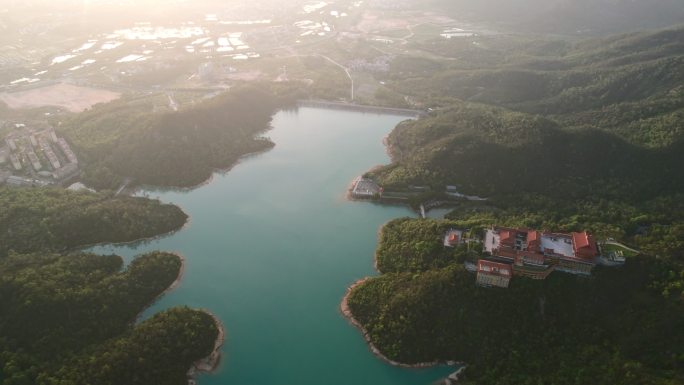 珠海金台寺佛教寺庙夕阳水库航拍