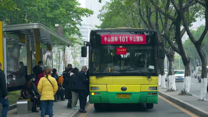 公交车上下班市井生活
