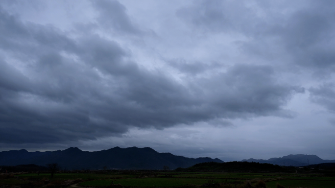 乌云密布延时  暴雨来临 云层飘动