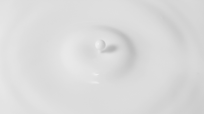 原创拍摄-滴入牛奶倒入牛奶高速升格慢镜头