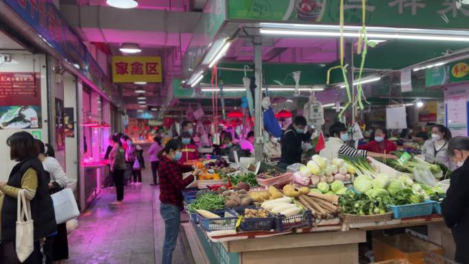 菜市场热闹的场景4K电影感效果