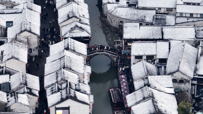 【原创】航拍姑苏雪景北寺塔山塘街