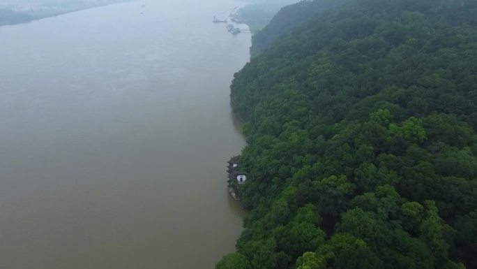 航拍素材.采石矶烟雨全景