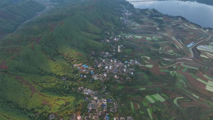 曲靖市会泽县念湖山村风景