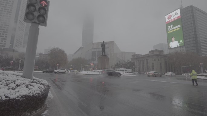 新街口雪景