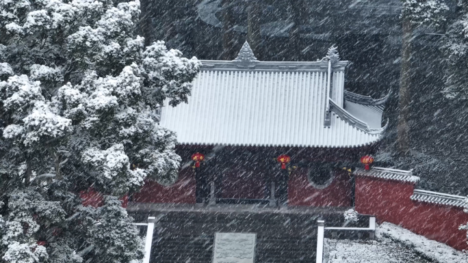 唯美雪景千年古寺最美古树公园云峰寺庙