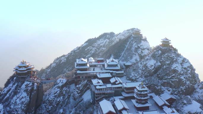 高清4k航拍河南老君山雪景