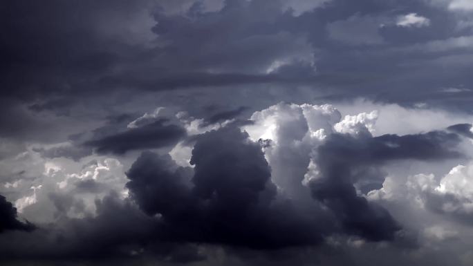 【8K】史诗般充满气势的云团动态视频
