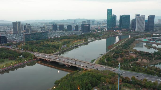 浙江义乌CBD宗泽路城市夜景交通车流航拍