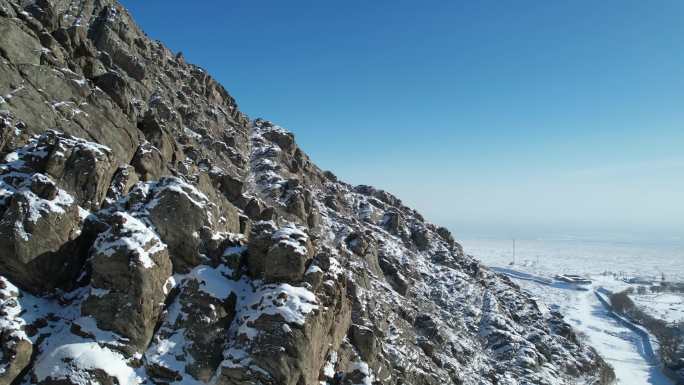 贺兰山雪景