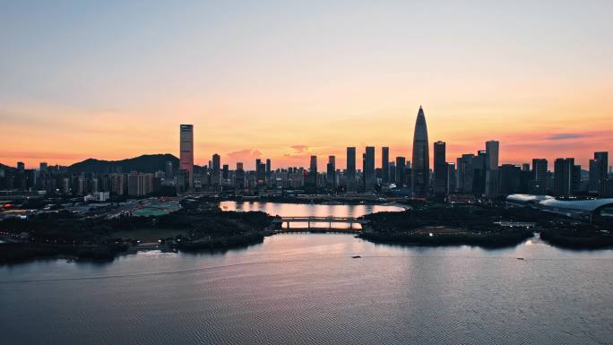 航拍深圳湾后海夕阳宣传片大场景