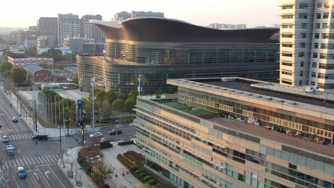 4K原素材-航拍上海跨国采购会展中心