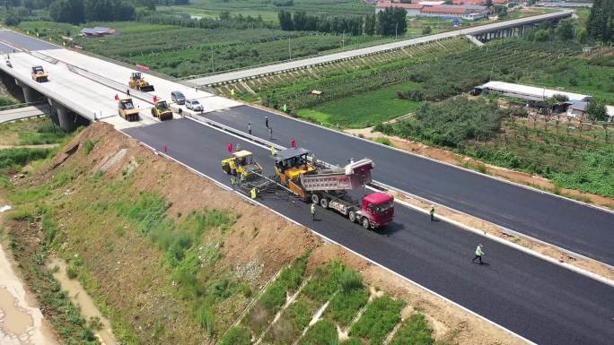 高速路施工 公路建设 工程队 公路施工