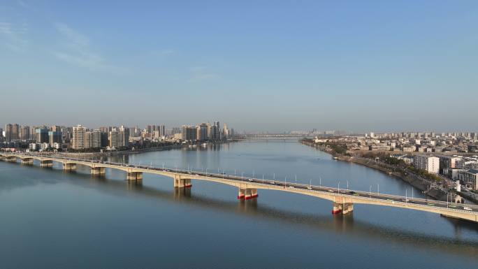 航拍襄阳汉江桥梁城市风光