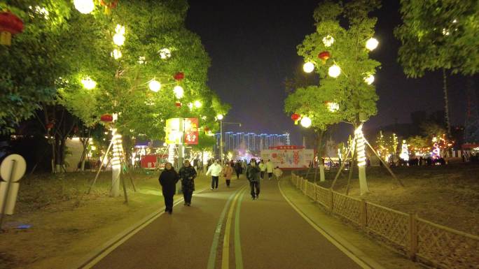 四川省德阳市柳梢堰湿地公园新年夜景