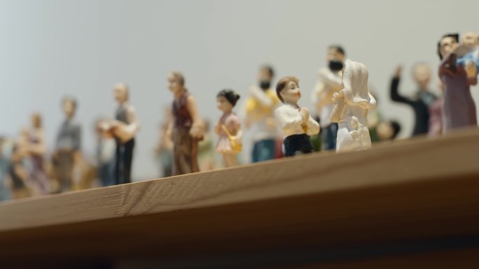 沙盘视频心理学沙盘测试小人小动物模型