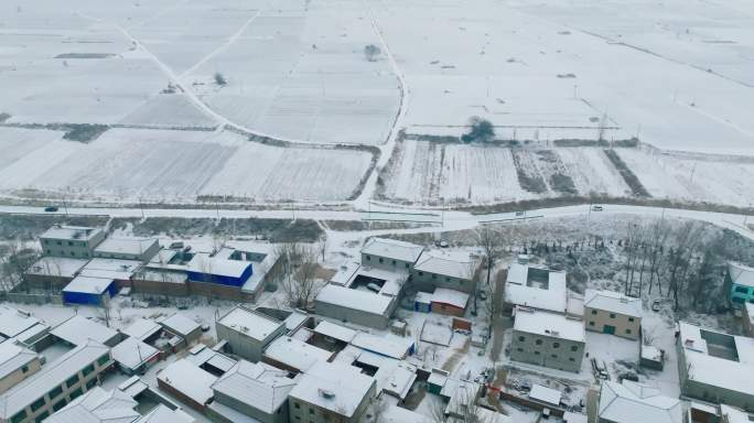 平原农村雪景航拍