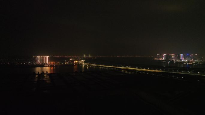 城市道路夜景航拍交通夜晚泉州东海滨江夜景