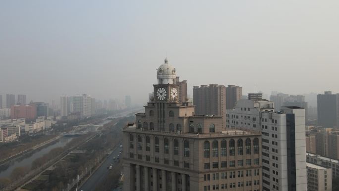 郑州交通银行钟表大楼航拍4K