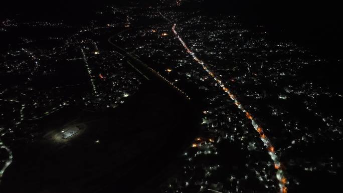 农村夜景航拍夜晚乡村灯光灯火通明晚上乡镇