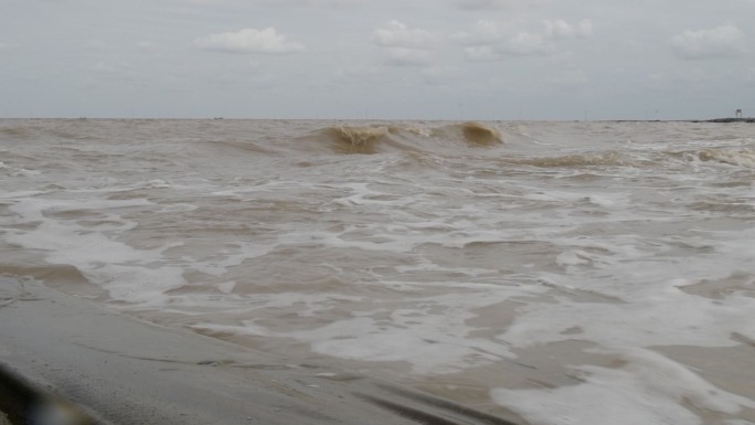 海水涨潮