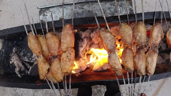 沙漠烧烤BBQ 烤鸡翅 烤羊肉串 升格