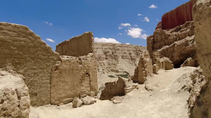 西藏阿里古格王朝地面拍摄