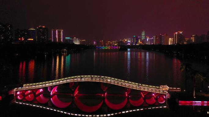 风雨桥夜景