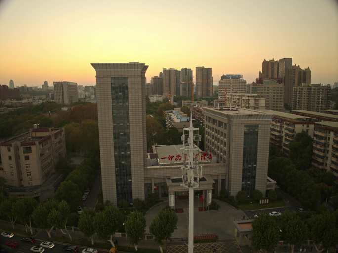 湖北省卫生健康委员会大楼航拍4k延时