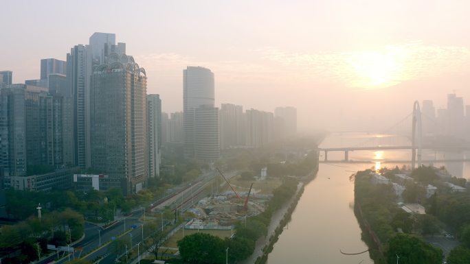 广州珠江边日落航拍