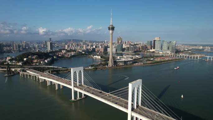 原创 澳门旅游塔西湾大桥航拍城市风光