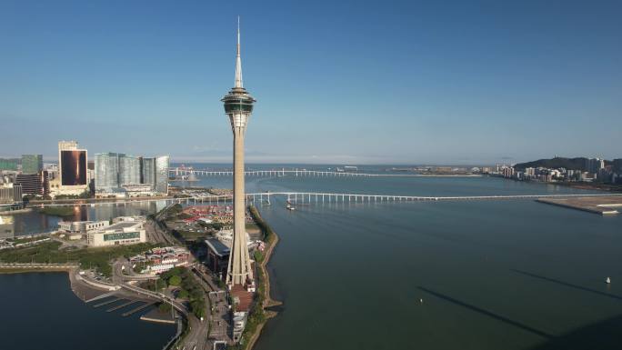 澳门旅游塔地标建筑航拍城市风光