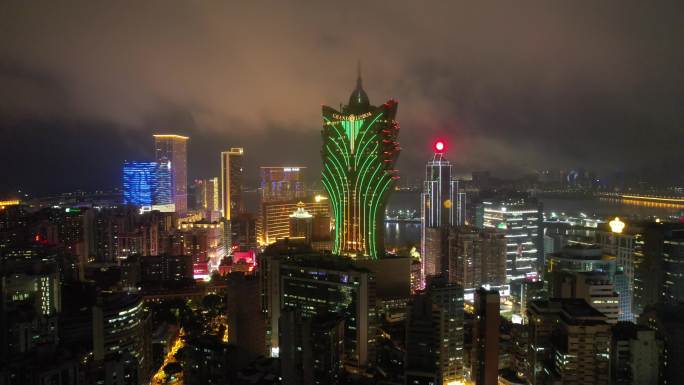 原创澳门城市地标建筑新葡京娱乐场夜景航拍