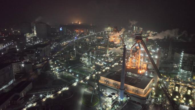 宝钢集团 炼钢厂夜晚 钢铁厂夜景